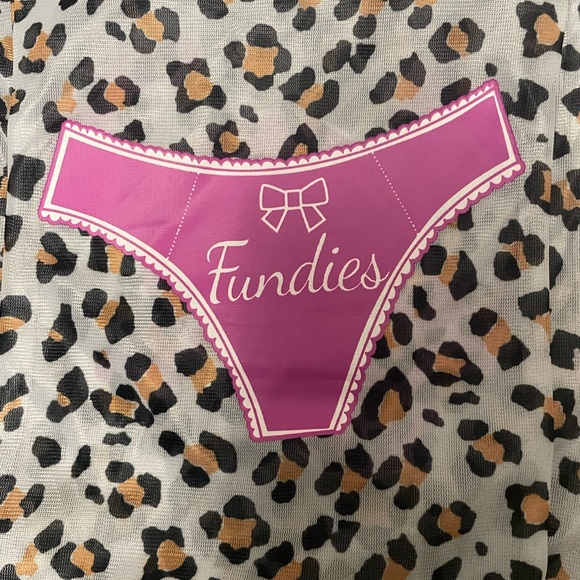 Laundry Bags - Picture 3 of 4